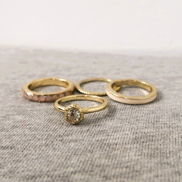 Woman or Teen Back to School Rings Set of Four Costume Jewelry Gold Tone Value - Picture 4 of 6